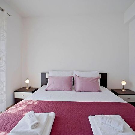 גרוהוטה Apartments With A Parking Space Gornje Selo, Solta - 15545 חדר תמונה